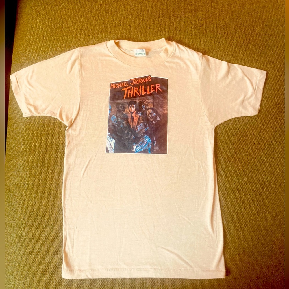 VINTAGE 1982 Michael Jackson Thriller tshirt, adult small, excellent used cond